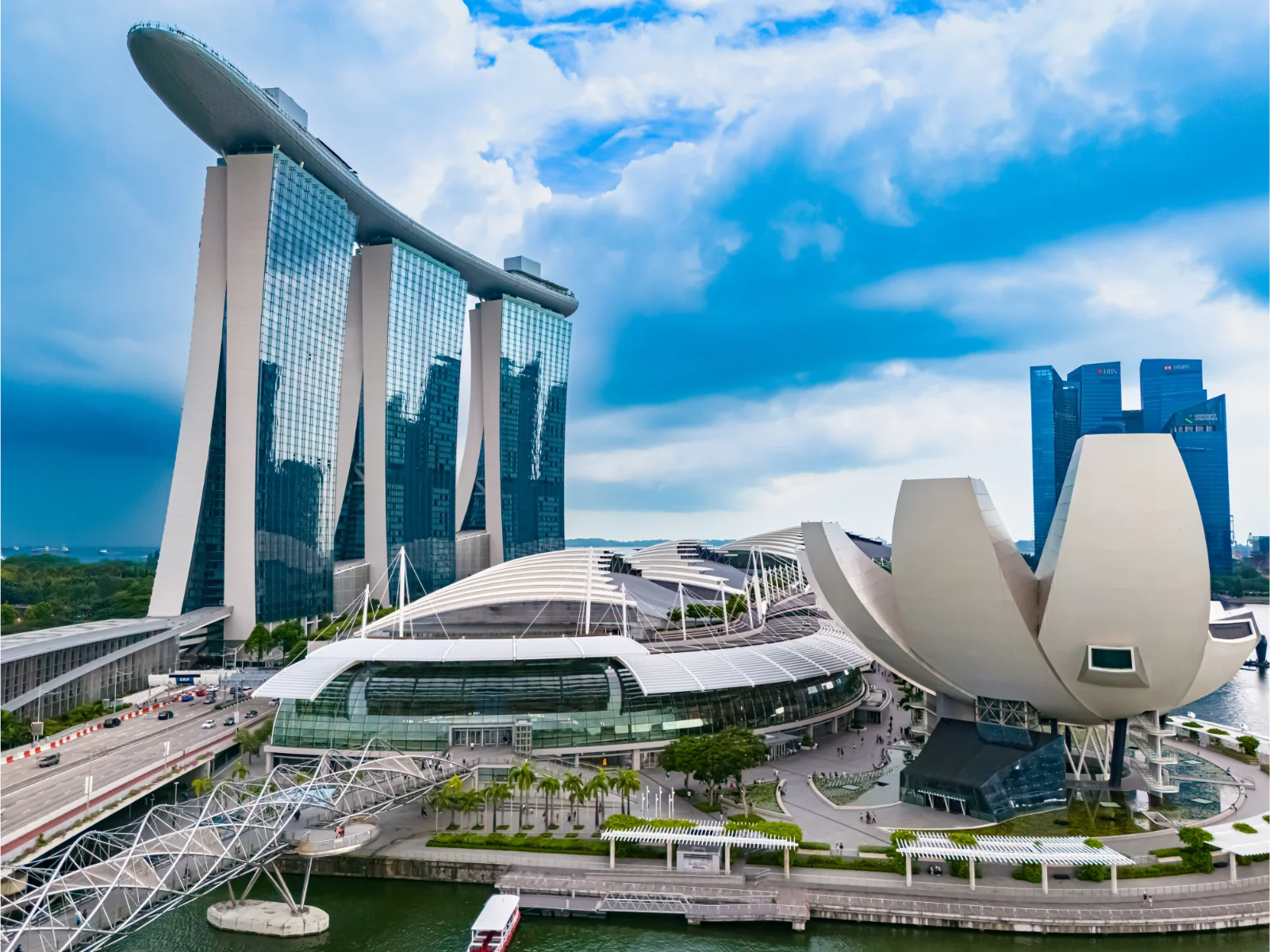 Singapore Gardens by the Bay and city skyline